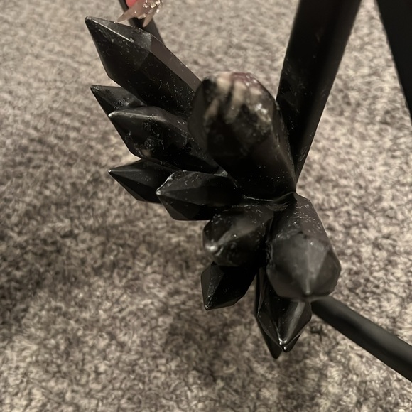 Killstar Black Crystal Necklace Holder For Wall - Picture 4 of 4